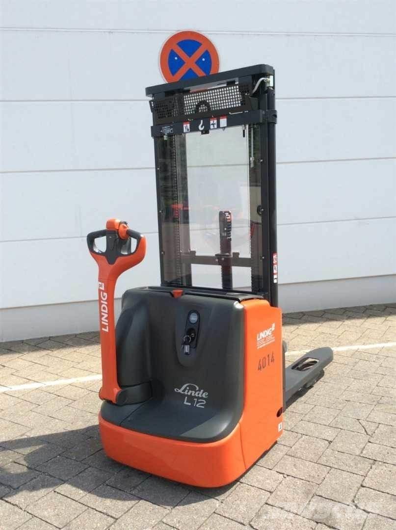 Linde L12I Pedestrian stacker