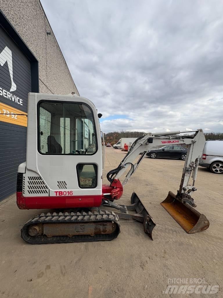 Takeuchi TB016 Mini Excavators <7t (Mini Diggers)