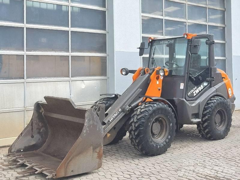 Hitachi ZW 95-6 Skid Steer Loaders