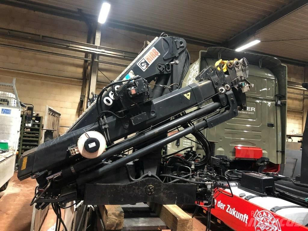 Hiab 060-3 Knuckleboom cranes