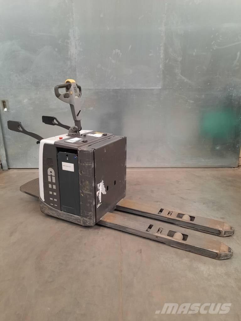 UniCarriers PMR200P Low lifter with platform