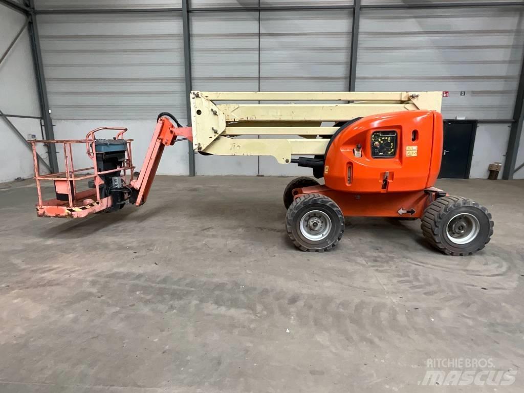 JLG 450 AJ Articulated boom lifts