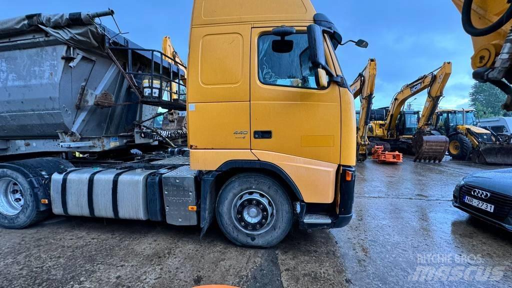 Volvo FH Conventional Trucks / Tractor Trucks