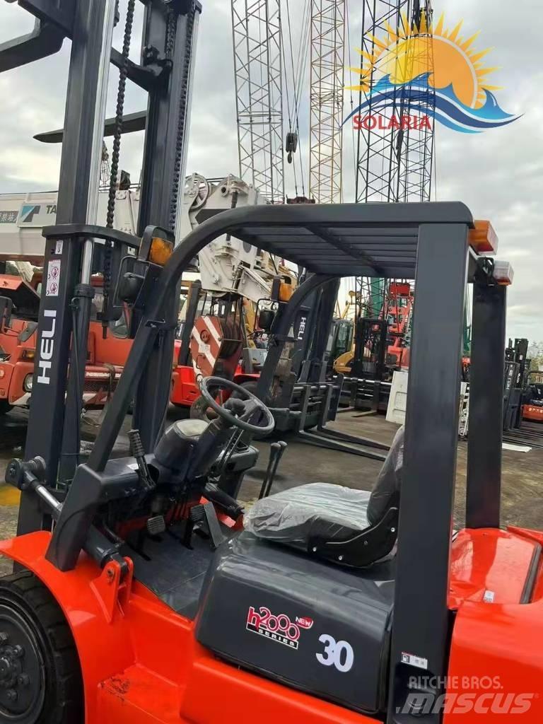 Heli CPCD 30 Diesel Forklifts
