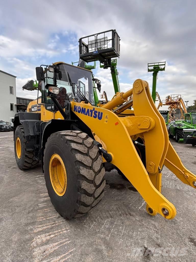 Komatsu WA 320-8 Wheel Loaders