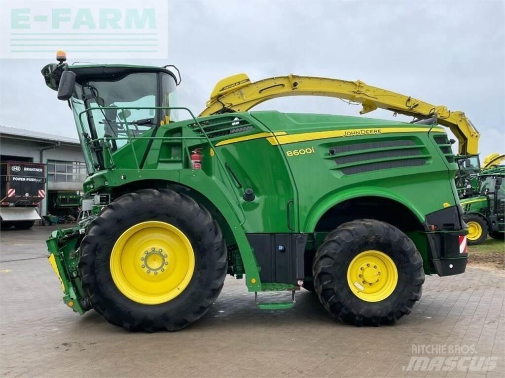 John Deere 8600 Foragers