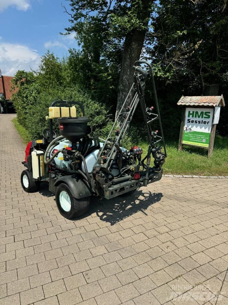 Toro MultiiPro 1750 Top Dressing equipment