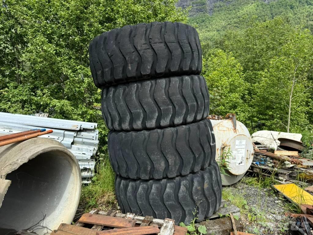 Goodyear 23,5R25 Tires, wheels and rims