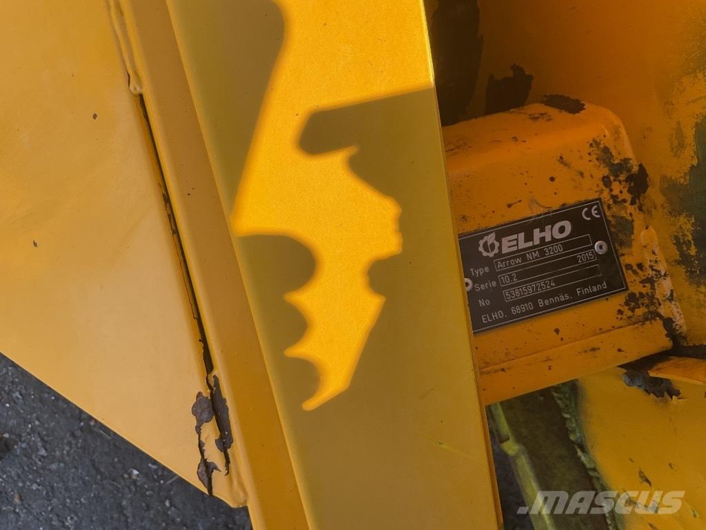 Elho NM 320 Mower-conditioners