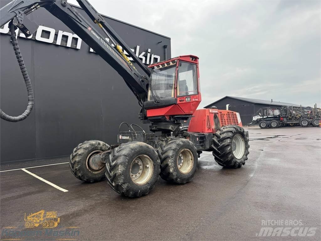 Valmet 931 Harvesters
