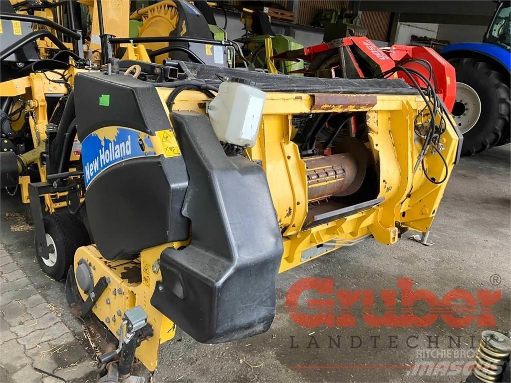 New Holland 273 Self-Propelled Forager Accessories