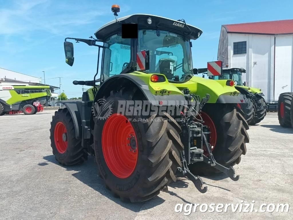 CLAAS Arion 550 Tractors