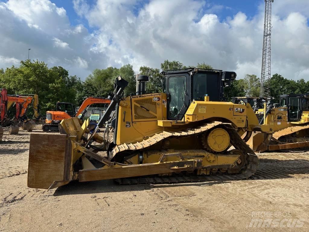 CAT D 6 XE LGP Crawler dozers