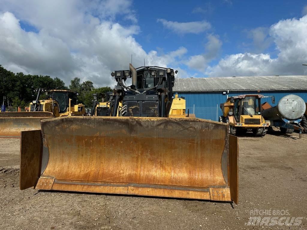 CAT D 6 XE LGP Crawler dozers