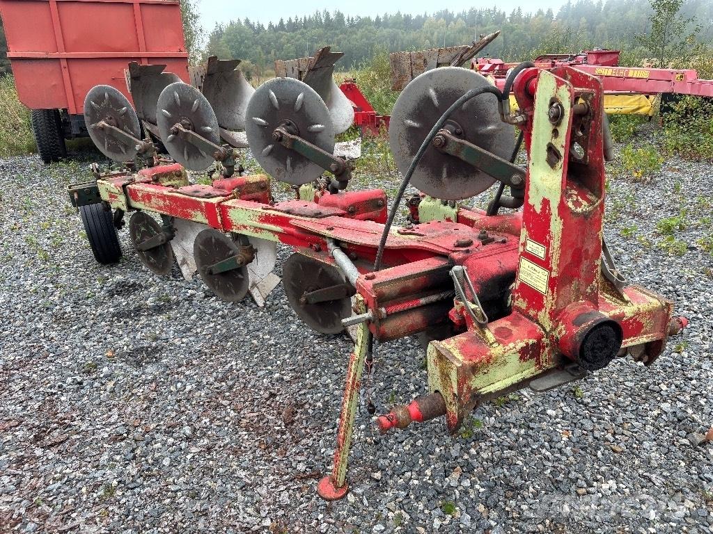 Vogel & Noot M850ST Reversible ploughs