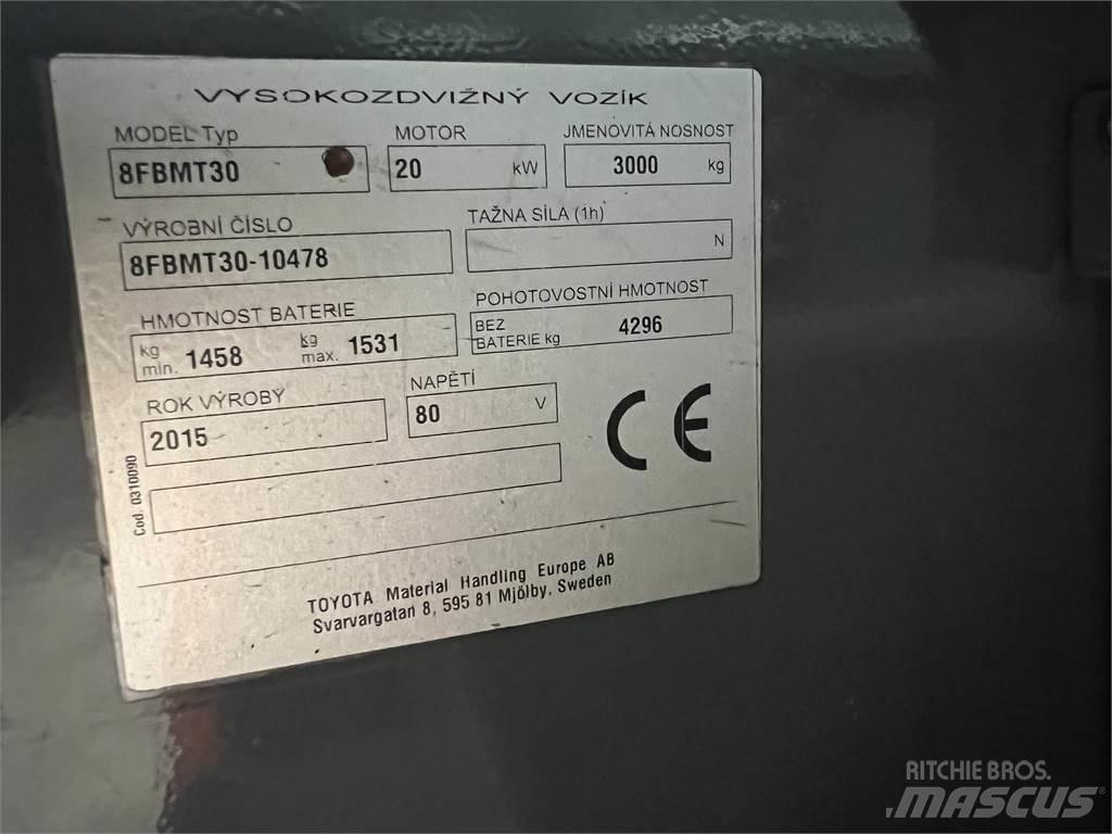 Toyota 8FBMT30 Electric Forklifts