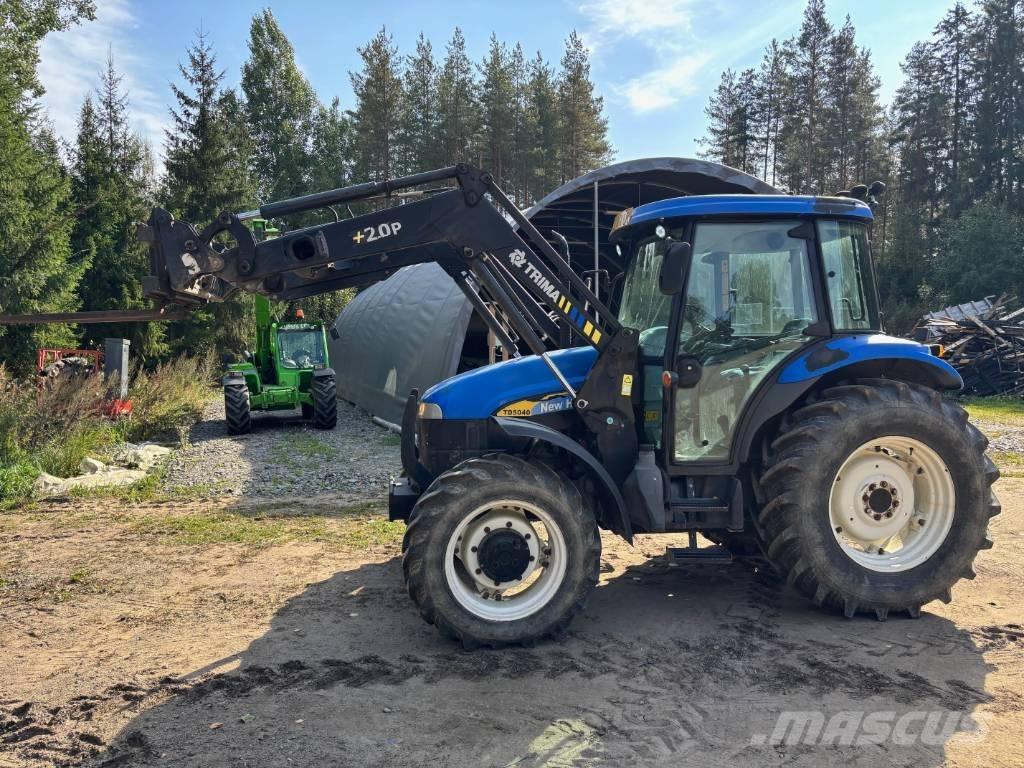 New Holland TD 5040 Tractors