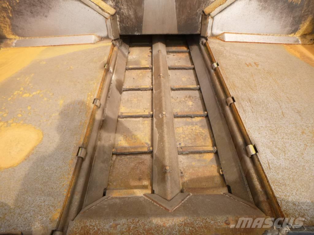 CAT BB730 Asphalt pavers