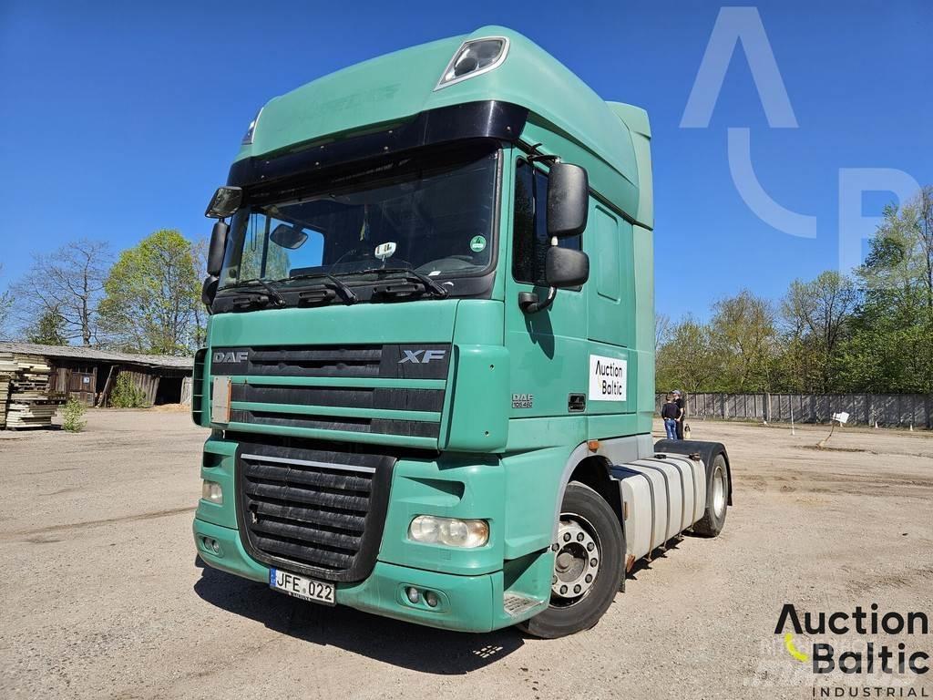 DAF XF105.460 Conventional Trucks / Tractor Trucks