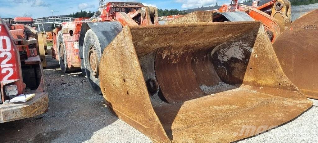 Sandvik LH 410 Mining Loaders