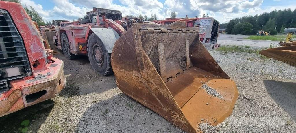 Sandvik LH 307 Mining Loaders