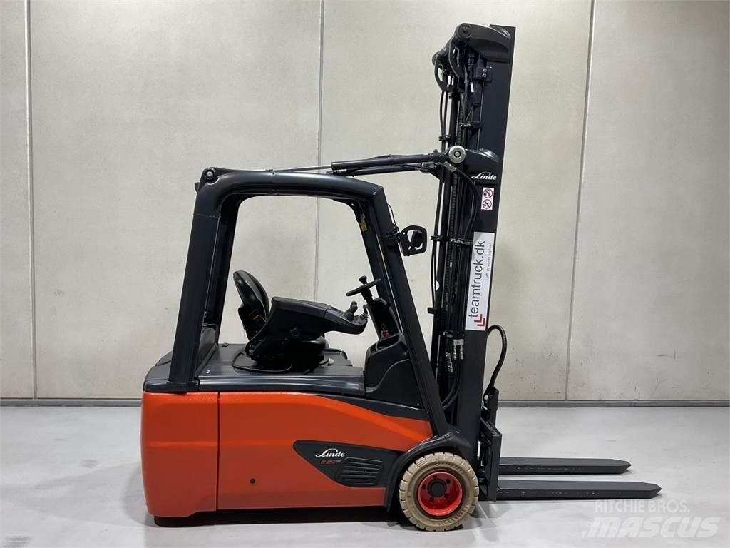 Linde E20-02 Electric Forklifts