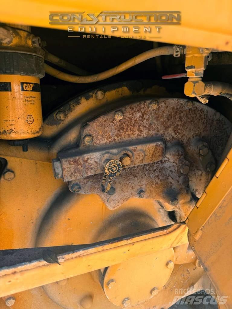 CAT D 6 M XL Crawler dozers