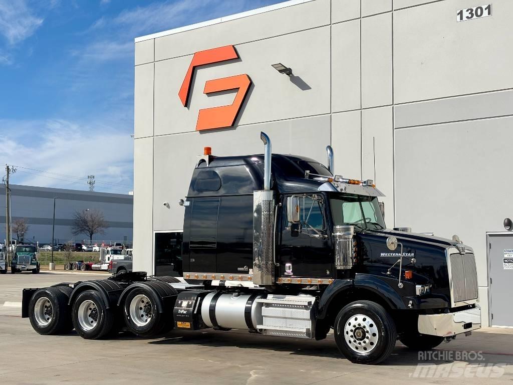 Western Star 4900 SB Conventional Trucks / Tractor Trucks