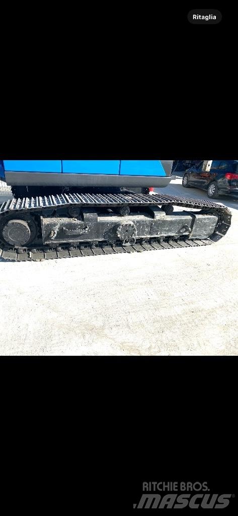 Tes Car C  360. Crawler Cranes
