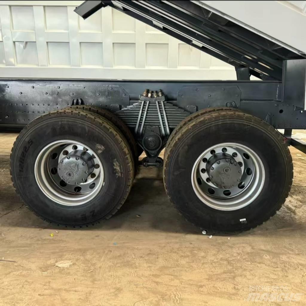 Howo 371 8x4 Dump Trucks