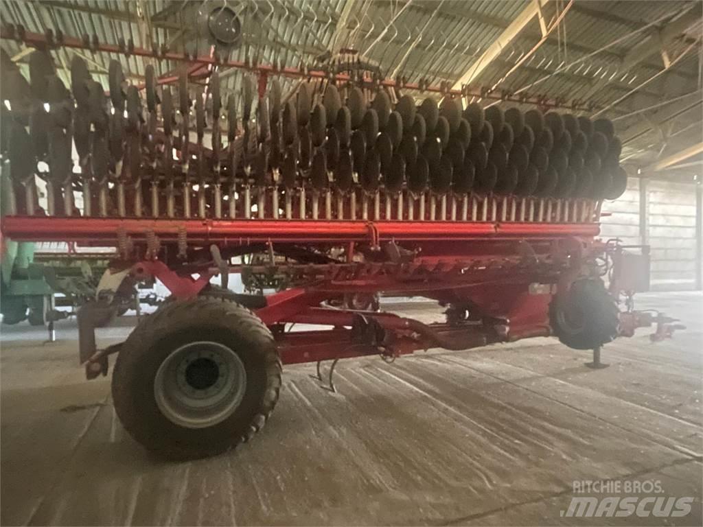 Kverneland DG 1200 Farm Drills