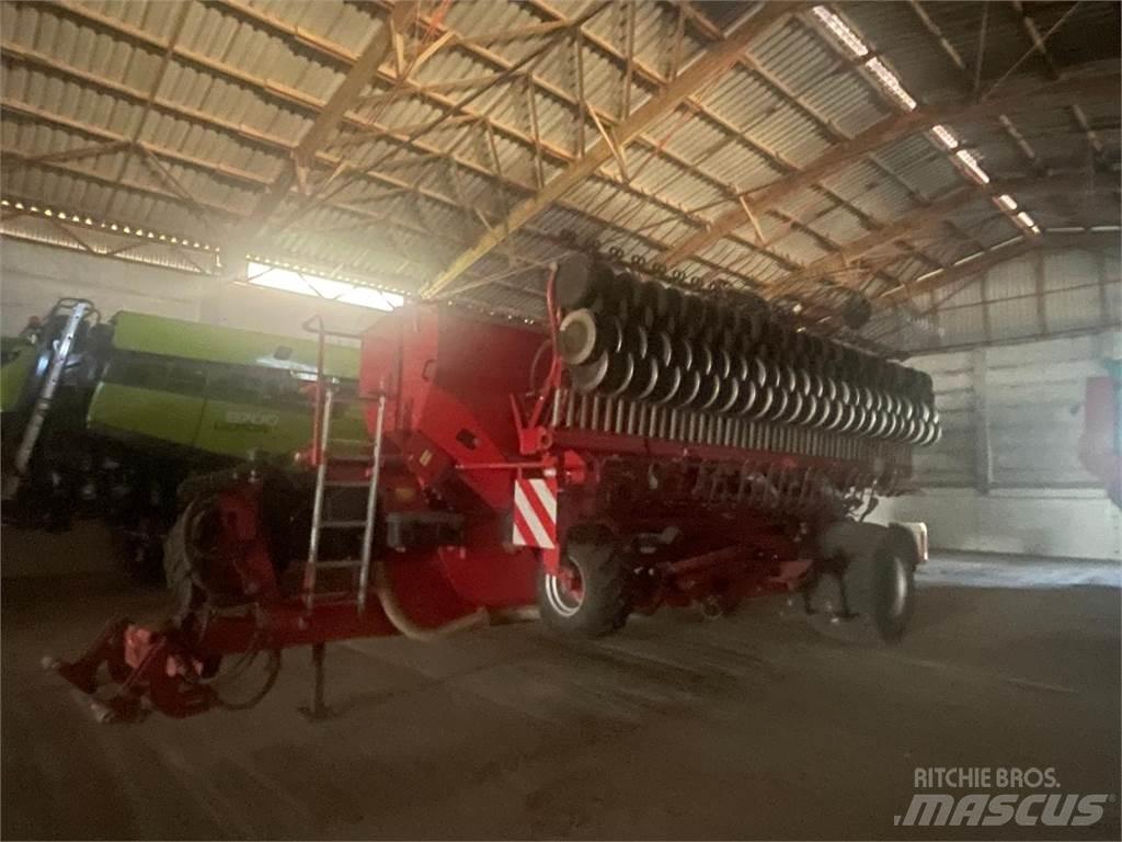 Kverneland DG 1200 Farm Drills