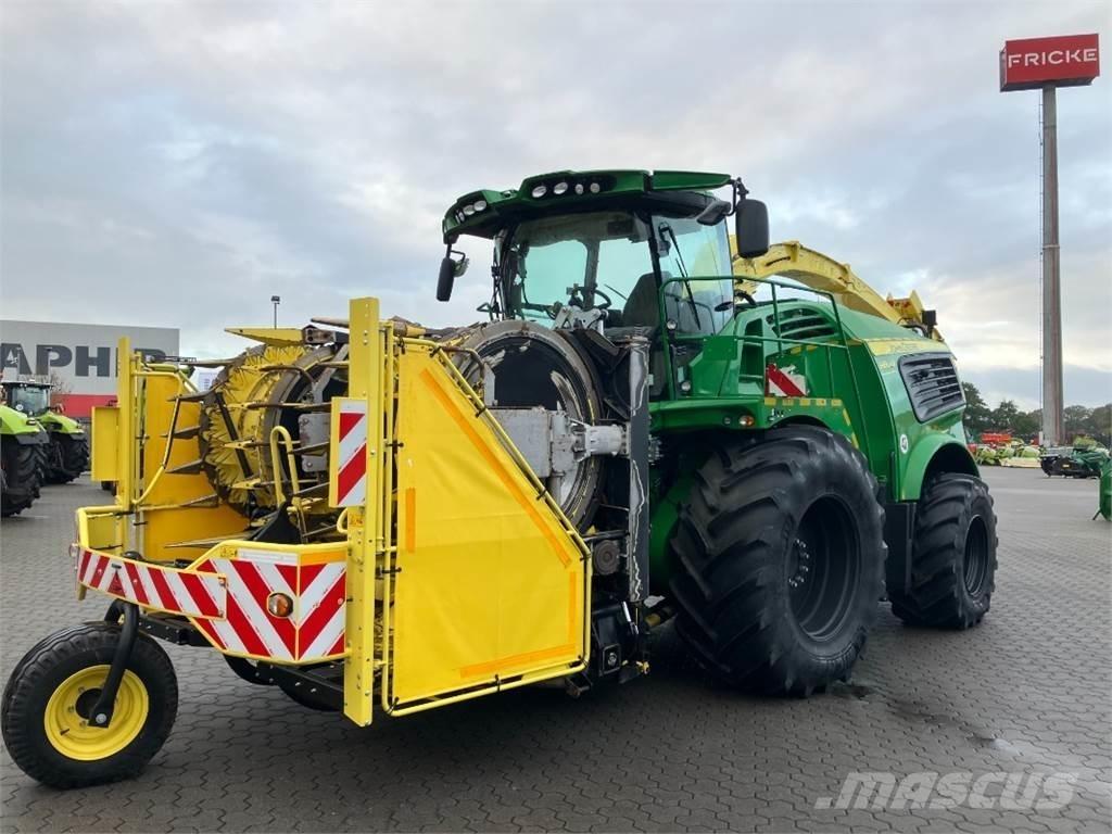 John Deere 9800i Forage Harvester