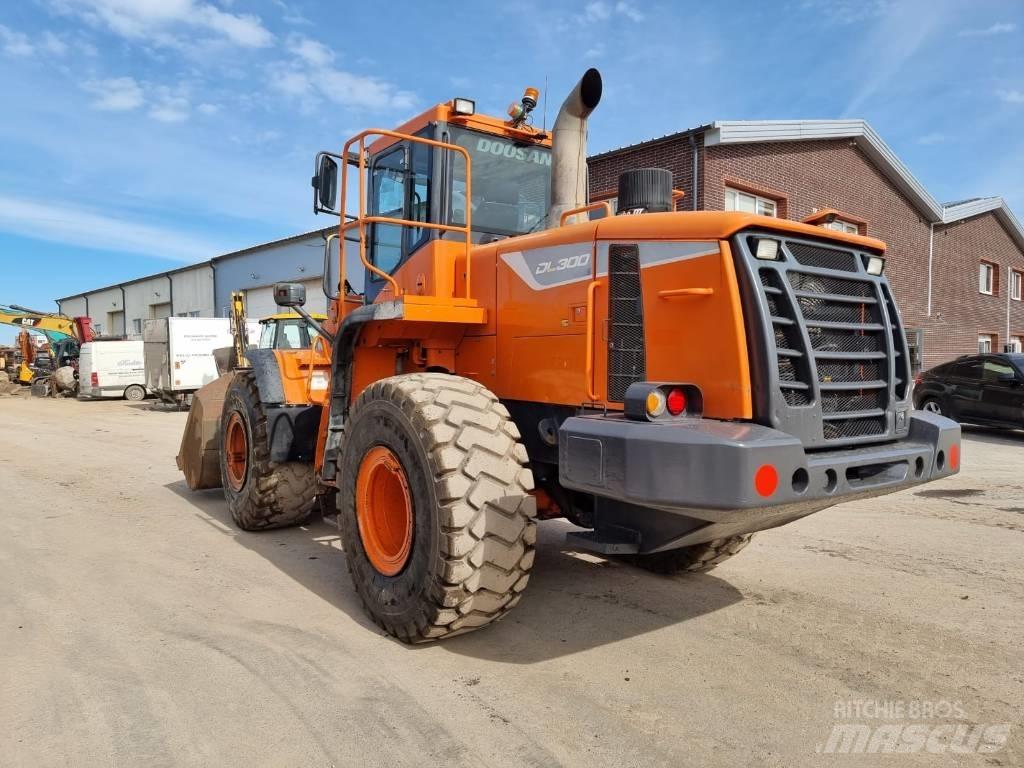 Doosan DL 300-5 Wheel Loaders