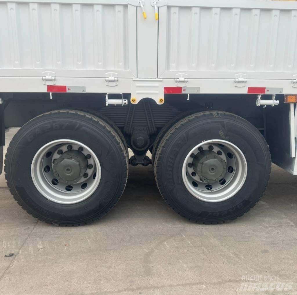 Howo 371 Flatbed Trucks
