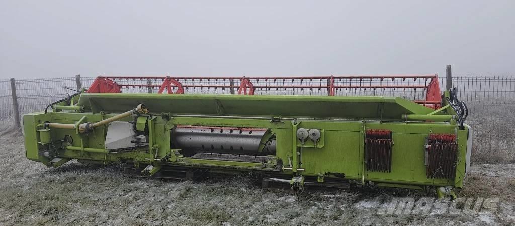 CLAAS Tucano 440 Combine Harvesters