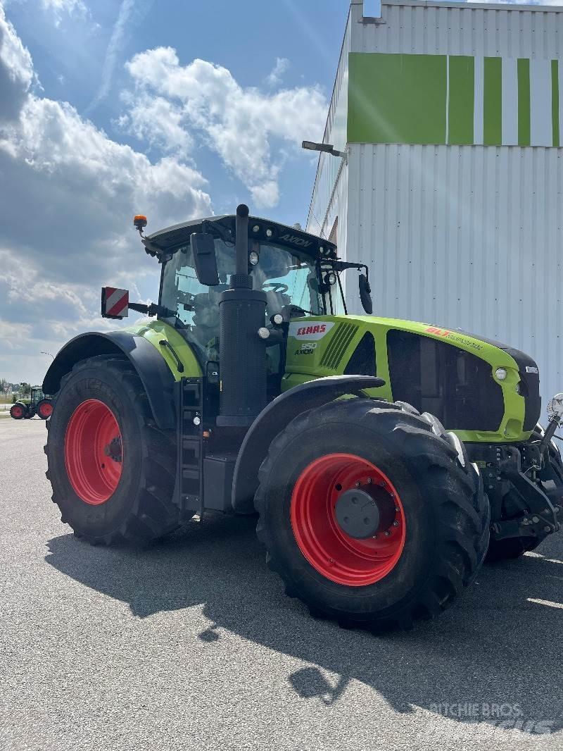 CLAAS Axion 950 Tractors