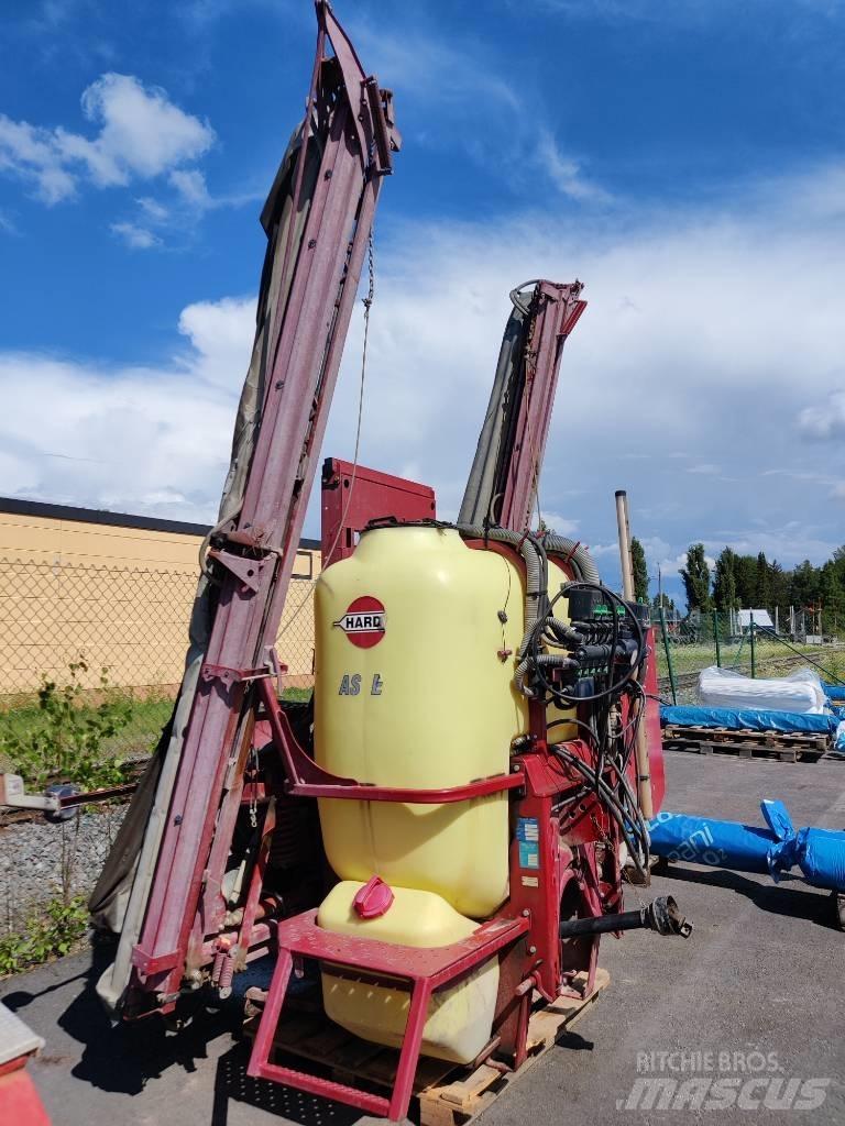 Hardi Master Twin Mounted sprayers