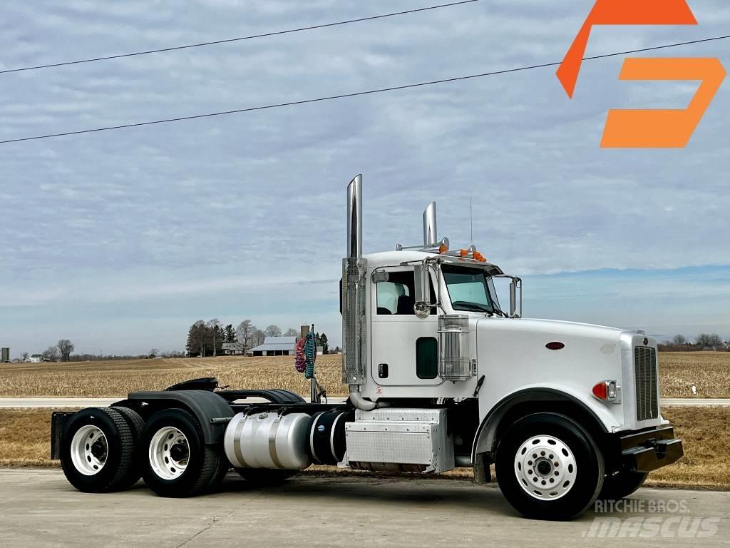 Peterbilt 367 Conventional Trucks / Tractor Trucks