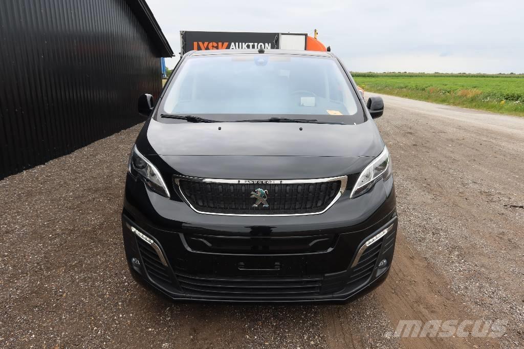 Peugeot E-Traveller Automobiles / SUVS
