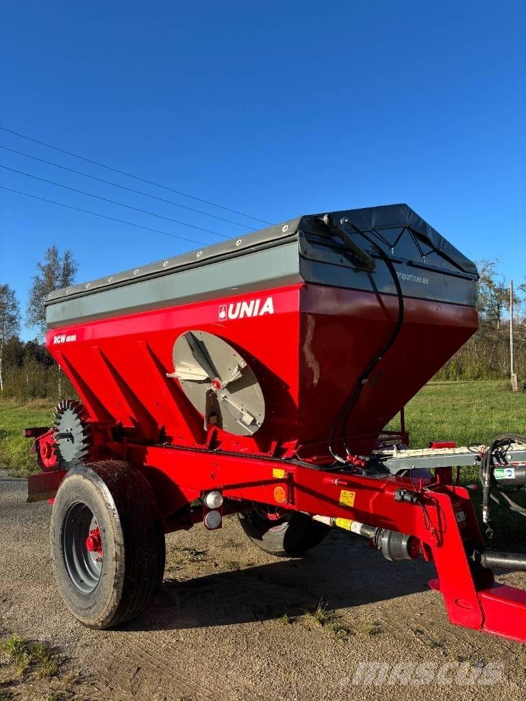 Unia RCW Mineral spreaders