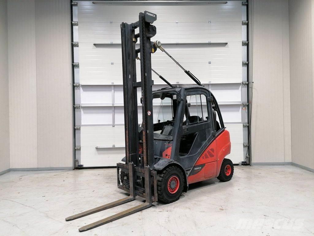 Linde H30T-02 LPG trucks