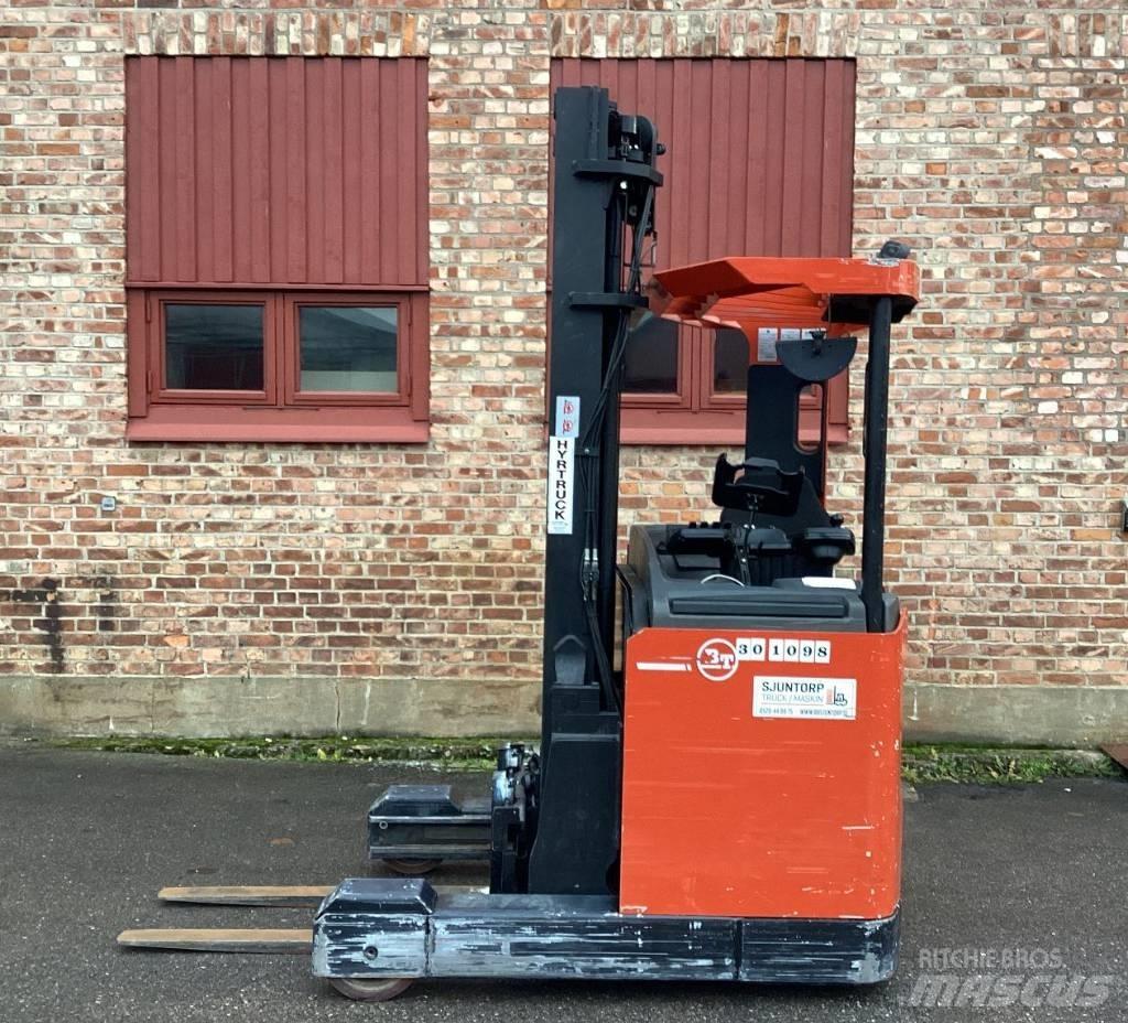 BT RR B 2 Reach trucks
