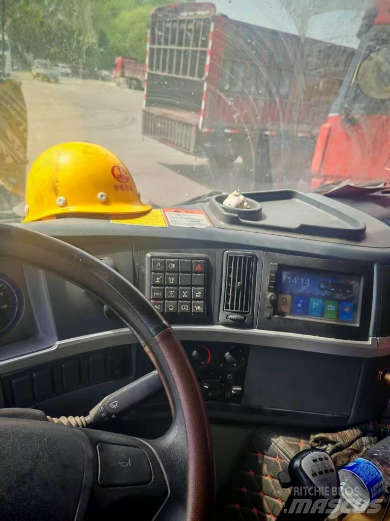 Sany 1000C7-1 Mobile and all terrain cranes