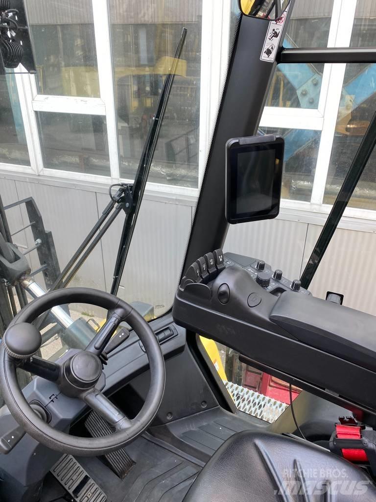 Hyster H12XD6 Diesel Forklifts