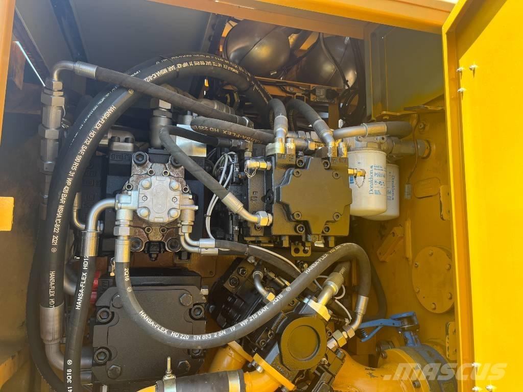 Liebherr 934 Waste / Industry Handlers