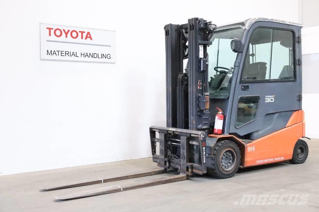 Toyota 8FBMT30 Electric Forklifts