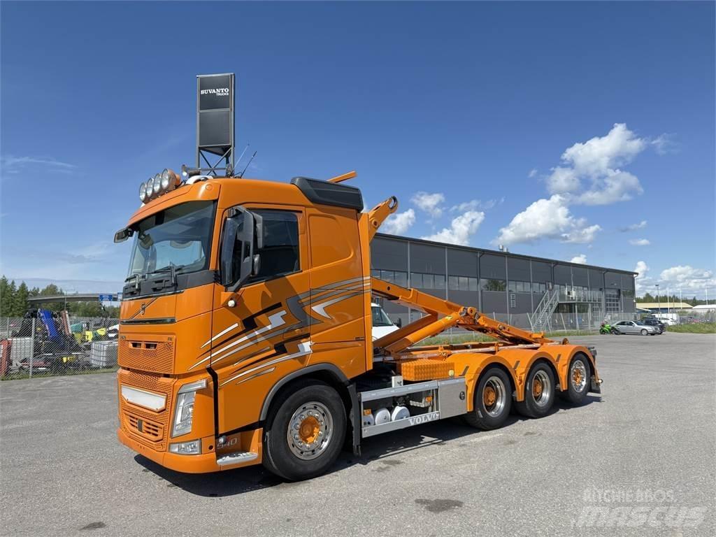 Volvo FH540 8X4 Hook lift trucks