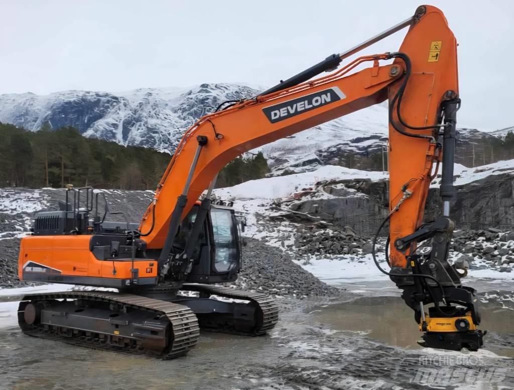 Develon DX 300 LC-7 Crawler Excavators