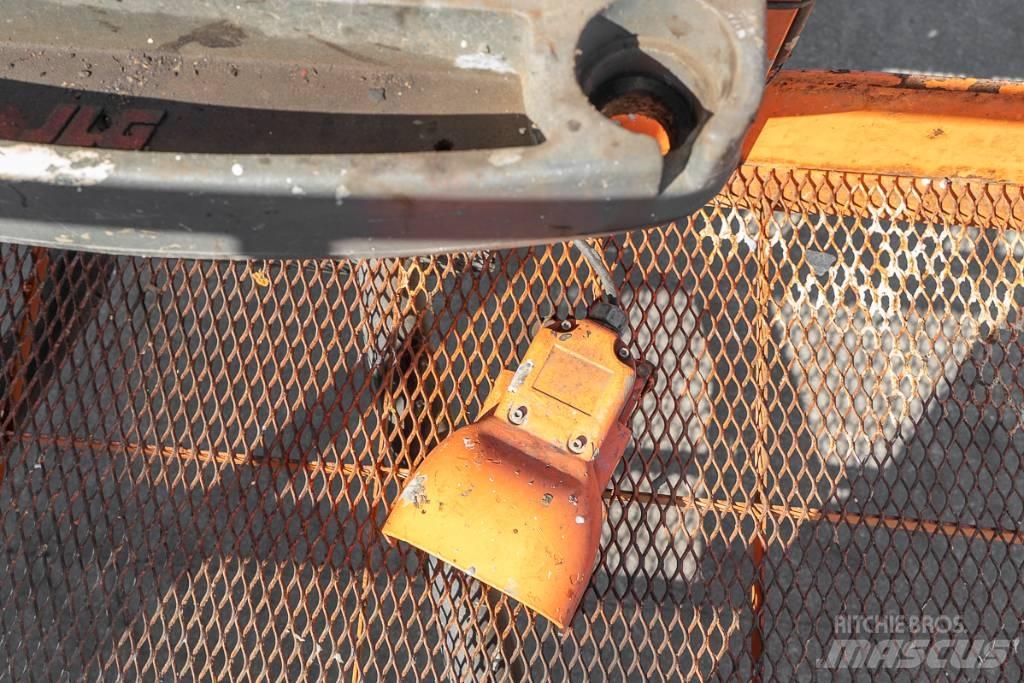 JLG 1350 SJP Telescopic boom lifts